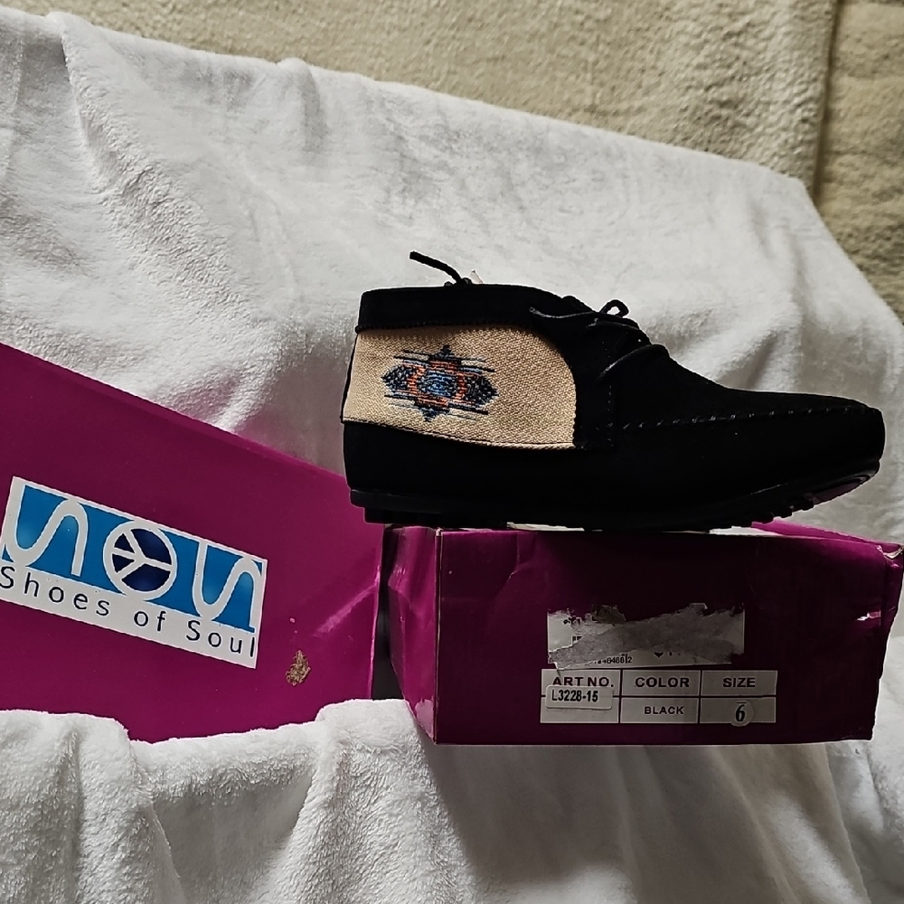 Nwt Black and Tan Women's Shoes